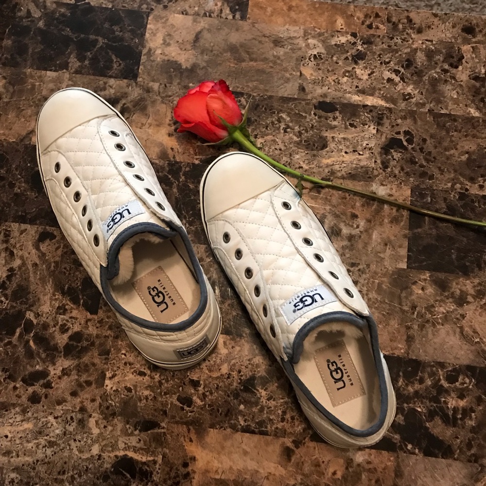 **UGG 🖤 LAELA QUILTED LACELESS SNEAKERS*
